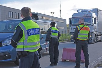 Bundespolizei in Sachsen zieht Bilanz für 2024: Grenzkontrollen zeigen ihre Wirkung - Foto: Tobias Wolf