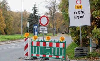 Bundesstraße 173 bekommt am Ortsausgang von Plauen neuen Randstreifen -