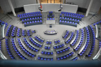 Bundestagswahl: Aus Mittelsachsen nur wenige Bewerbungen bestätigt - Wer sich für einen Platz im Bundestag aus Mittelsachsen bewirbt, steht bei einigen Parteien noch nicht fest.