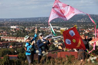 Bunt wie der Herbst: Was Kinder und Familien in den Ferien im Vogtland erleben können - Drachen steigen lassen in den Ferien? Kann man machen. Aber es ist auch noch viel anderes los in der Region.