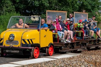 Bunte Aktionen für Kinder - zum Geburtstag und vor dem Schulwechsel - 