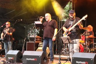 Bunter Kultur-Sommer startet - Die Hannes Ebert Combo aus Falkenstein, die mit Rock und Blues den Besuchern des Parkfestes 2019 ordentlich einheizte, spielt diesen Samstag, 20 Uhr in der Freizeitanlage am Kreisel in Lengenfeld auf.
