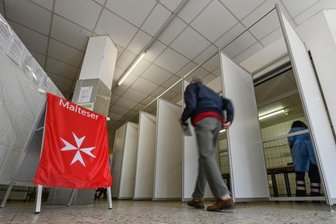 Burgstädt etabliert zeitweiliges Test- und Impfzentrum - Die Stadt Burgstädt will künftig ein Test- und Impfzentrum am Ahnataler Platz 6 in Eigenregie betreiben und finanzieren.