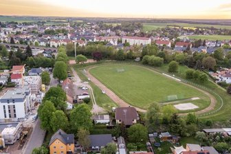 Burgstädt soll Kunstrasenplatz erhalten - Das Stadion in Burgstädt hat eine wechselvolle Geschichte. Der 125 Jahre alte Turnverein "Vater Jahn" hat die Sportstätte vor etwa rund 90 Jahren errichtet. Jetzt könnte wohl die wichtigste Investition erfolgen.