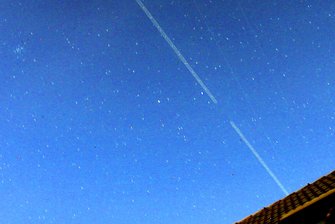 Burgstädter rätselt über Lichter am Sternenhimmel -