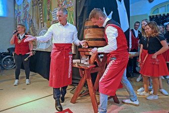 Burkersdorfer starten in bewährter Manier vorfristig in die Fünfte Saison - 