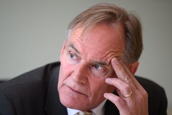 Burkhard Jung blickt auf Amokfahrt zurück: "Kalt erwischt" - Burkhard Jung blickt auf Amokfahrt zurück: "Das hat mich kalt erwischt".