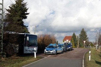 Busfahrer in Mobendorf überfallen und ausgeraubt -