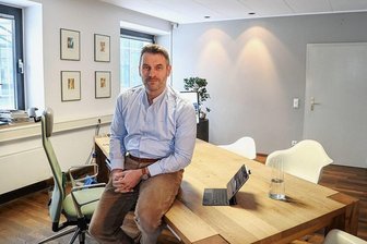 C3-Geschäftsführer Ralf Schulze: "Der Kulturhauptstadt-Titel belebt das Kongressgeschäft" - Ralf Schulze, Geschäftsführer der Veranstaltungsgesellschaft C3 in seinem Büro in der Stadthalle.