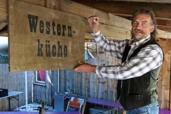 Callenberg: Indianerdorf-Chef rettet Mann vor Kältetod - 