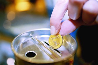 Caritas sammelt im Vogtland Geld für Menschen in Notlagen: Was Spender beachten sollten - Caritas sammelt im Vogtland Geld für Menschen in Notlagen.