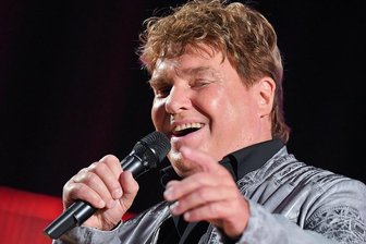 Der Sänger Frank Schöbel tritt am 7. Dezember in der Annaberg-Buchholzer Festhalle auf.