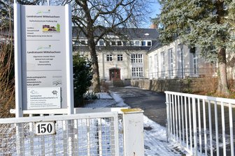 CDU fordert Job-Angebote für Asylbewerber in Mittelsachsen - Im Fachschulzentrum in Zug sind bereits im Rahmen eines Projekts elf Asylbewerber zu Reinigungskräften ausgebildet worden, die in Immobilien des Landkreises Arbeit finden.