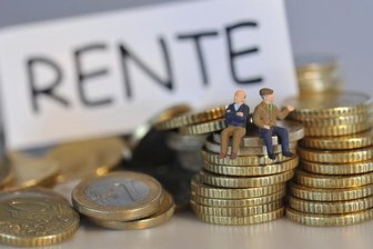 CDU und SPD ziehen "Rente ab 60" zurück -