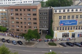 CFC-Fans stehen Schlange für Dortmund-Tickets -