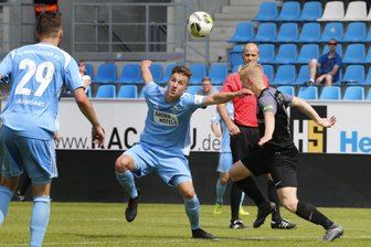 CFC-Mittelfeldspieler Campulka fällt bis Saisonende aus - Tim Campulka hat sich einen Bruch des rechten Mittelfußes zugezogen.