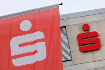 CFC präsentiert Sparkasse als Trikotsponsor -