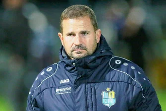 CFC-Sportchef: "Mit der sportlichen Situation sind wir absolut nicht zufrieden" - Ein zufriedener Sportchef sieht anders aus: Marc Arnold hatte sich für die laufende Saison mehr erhofft als nur Platz 9 aktuell. 