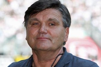 CFC-Stadion - Hans Meyer kommt zum Eröffnungsspiel -