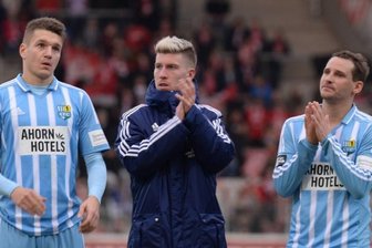 CFC: Verlieren an der Ostsee verboten - Daniel Frahn, Philip Türpitz und Anton Fink (von links) nach dem 0:3 gegen Regensburg. Läuft es morgen besser?