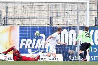 CFC verliert in Lotte: Fanausschreitungen überschatten Spiel - Eigentor durch Mlynikowski - am Ende unterlag Chemnitz 1:3.