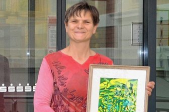 "Chaos mit Struktur" in Meerane - In der Meeraner Sparkassenfiliale in der Badener Straße stellt Sylvana Heinrich derzeit ihre Arbeiten aus. 