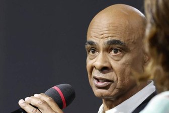 Charles M. Huber (67) auf der diesjährigen Frankfurter Buchmesse als gefragter Interviewgast.