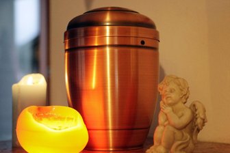 Chefarzt zu Vortragsreihe im Klinikum Mittweida: „Tod wird in unserer Gesellschaft oft verdrängt“ - Um das Lebensende dreht sich eine Vortragsreihe am Mittweidaer Krankenhaus (Symbolbild).