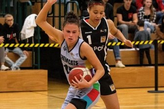 Chemcats holen vierten Sieg im fünften Spiel - Chemcats-Kapitänin Jessica Kluge (hier gegen Lichterfelde) machte gegen Bad Homburg vier Punkte. 