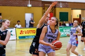 Chemcats kassieren höchste Niederlage, seit sie in der 2. Bundesliga spielen - Emilia Dannebauer, hier im Heimspiel gegen Bonn-Rhöndorf, war in Rotenburg mit neun Punkten beste Werferin der Chemcats.