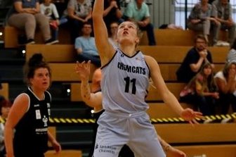 Chemcats schlagen Albas Profis - Lucile Peroche (hier im Spiel gegen Neuss) machte gegen Alba Berlin starke 23 Punkte. 