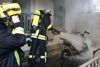 Chemnitz: 14-Jähriger zündet Moped an -
