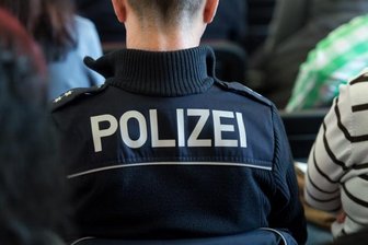 Chemnitz: 20-Jähriger im Stadthallenpark mit Glasflasche angegriffen -