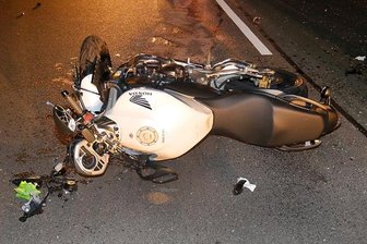 Chemnitz: Biker bei Zusammenstoß schwer verletzt - 