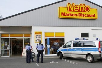 Wegen einer Bombendrohung ist am Freitagabend dieser Supermarkt an der Frankenberger Straße in Chemnitz geräumt worden