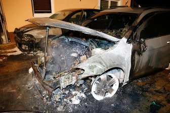 Chemnitz: Brandstifter zündet Passat an -