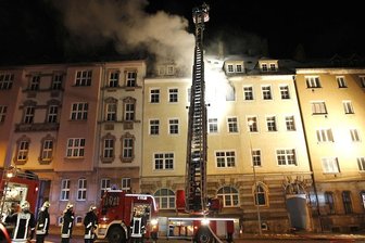 In einem leer stehenden Mehrfamilienhaus auf der Ritterstraße hat es in den frühen Morgenstunden des Mittwochs gebrannt.
