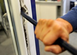 Chemnitz: Diebe brechen tagsüber in Wohnungen ein - 