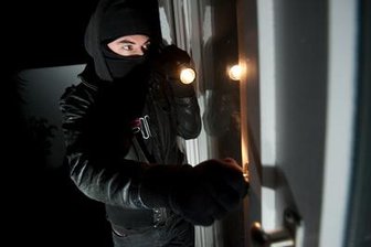Chemnitz: Einbrecher hinterlassen mehr als 50.000 Euro Schaden - 