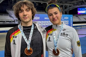 Chemnitz Eisschnellläufer zeigen zum Auftakt im Junioren-Weltcup starke Leistungen - Matteo Stibenz und Mia Meinig holten beim Weltcup der Neo-Senioren und Junioren in Mailand jeweils Bronze in der Teamverfolgung.