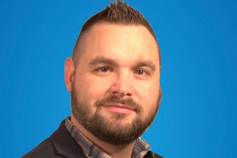 Chemnitz: Erster AfD-Stadtrat kehrt nach Austritt in ursprüngliche Fraktion zurück - Bundeswehrsoldat Sebastian Wappler (AfD) kehrt in die AfD-Fraktion zurück und ist nicht länger fraktionslos.