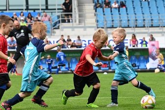 Chemnitz feiert den Sport - Beim Sporty wird es, wie hier im vergangenen Jahr, ein Kleinfeld-Fußballturnier im Stadion an der Gellertstraße geben. 