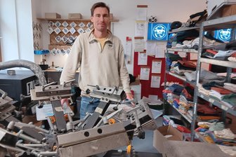 Chemnitz: Frust wegen Kulturhauptstadt-Merchandising ohne lokale Akteure - Martin König bietet auch Auftragsdruck für Vereine, Bands und Unternehmen an.