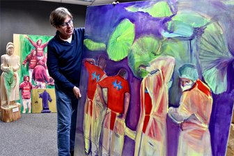 Chemnitz: Galerie Weise verlässt den Rosenhof - Galerist Bernd Weise räumt sein Lager as. Bis Ende März muss alles raus.