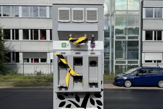 Chemnitz: Kabeldiebe machen mindestens fünf E-Ladesäulen unbrauchbar - Im Chemnitzer Süden wurden mehrere E-Ladestation beschädigt.