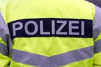 Chemnitz: Linienbus fährt zwei Fußgänger an -