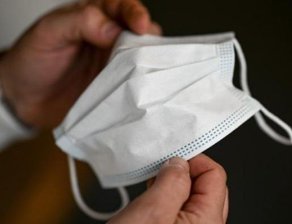Chemnitz lockert Corona-Regeln: Außengastronomie und Baumärkte dürfen öffnen - Die 7-Tage-Inzidenz in Chemnitz hat an fünf aufeinanderfolgenden Werktagen unter 100 gelegen. Nach Auskunft der Stadt Chemnitz können deswegen ab Montag die Corona-Regelungen gelockert werden. 