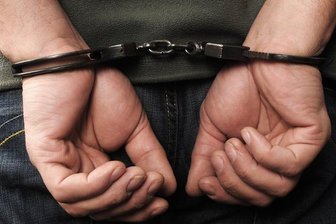 Chemnitz: Mann küsst Kinder - couragierte Passanten stellen Tatverdächtigen - 