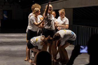 Chemnitz: Nach der Kulturhauptstadt ist vor der Kulturhauptstadt - Zum Abschluss des Workshops führten die Teilnehmer eine Performance auf.