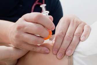 Chemnitz: Neue Impfsprechstunden starten – Alle Details zu den Zeiten - Im Herbst sind zusätzliche Impftage für Influenza und Covid19 vorgesehen.